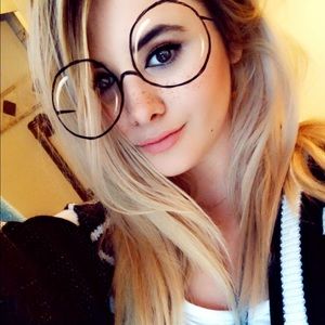 Meet your Posher, Jami